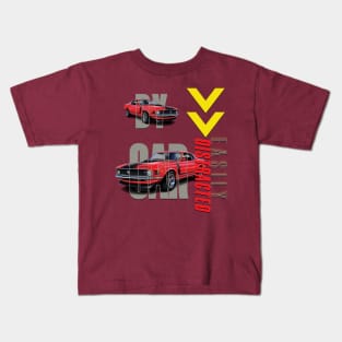 Easily distracted by cars Kids T-Shirt